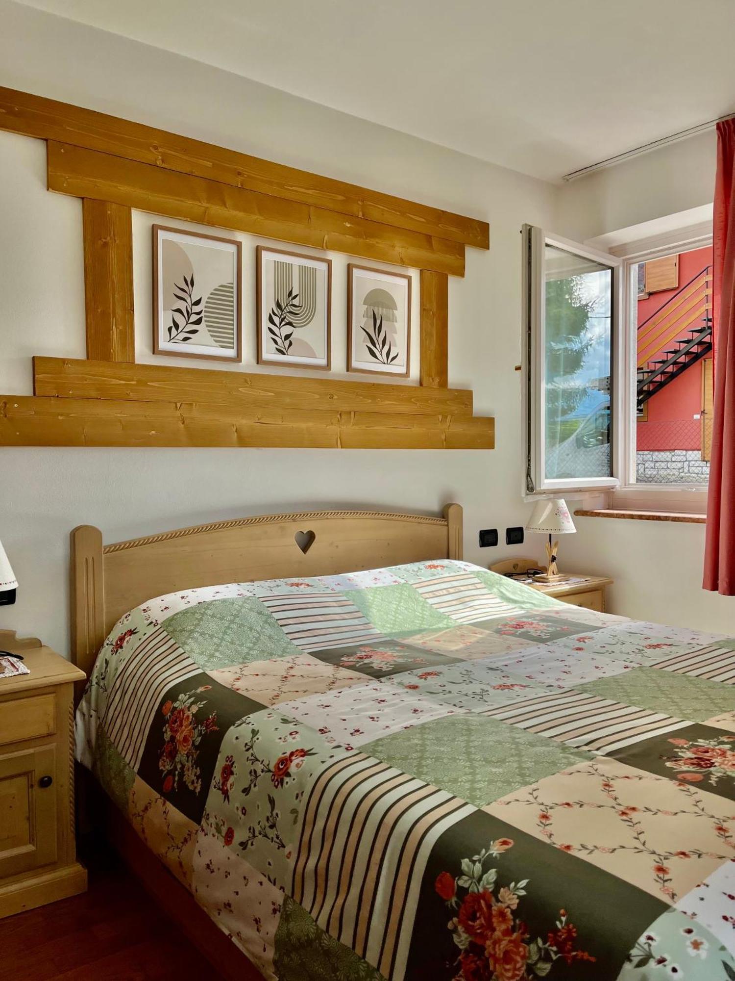 Villa Iris - La Prima Villa Vacanze Nell'Altopiano Asiago Exterior foto